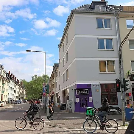 Weltempfaenger Backpacker Kolín nad Rýnem