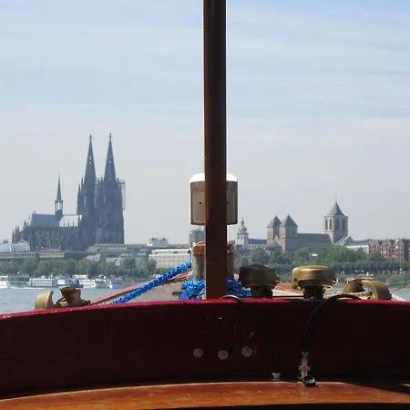 Hostel Weltempfaenger Backpacker Cologne