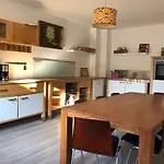 بيت شباب Weltempfaenger Backpacker كولونيا