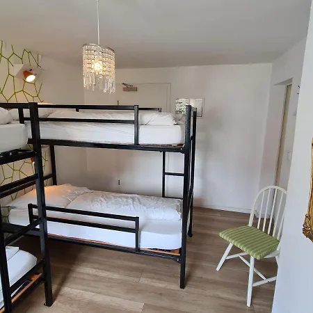 Weltempfaenger Backpacker Kolonia